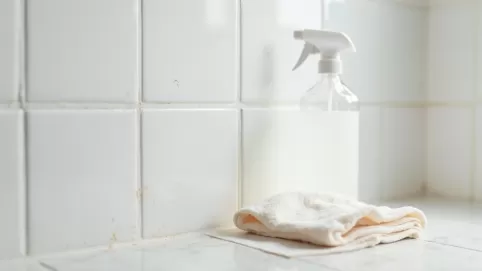 Czym myć kafelki po remoncie